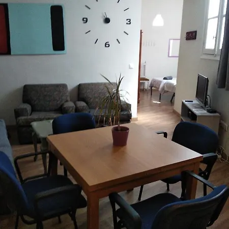 Centro Santa Catalina 1º C Севилья